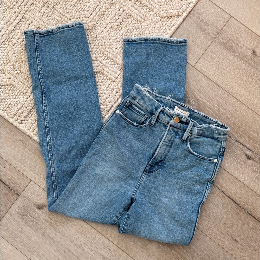 Good American Light Blue Cropped Jeans